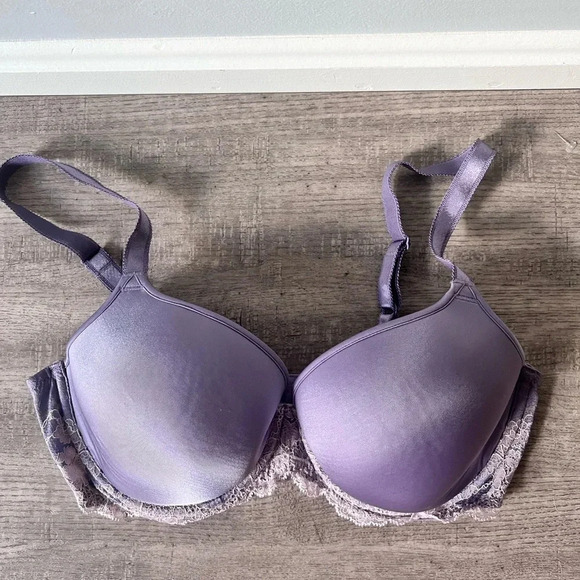 Wacoal 34DD Bra - Picture 1 of 3